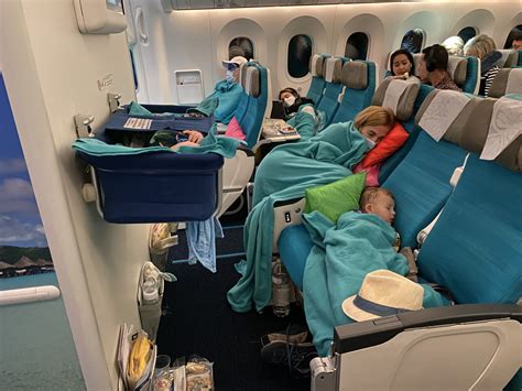 bassinet seat airline.